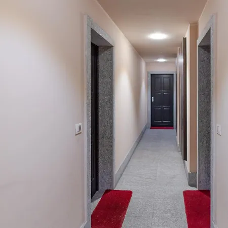 I Guardinfanti By Happyhostorino *